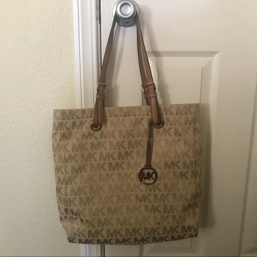 Michael Kors Tote